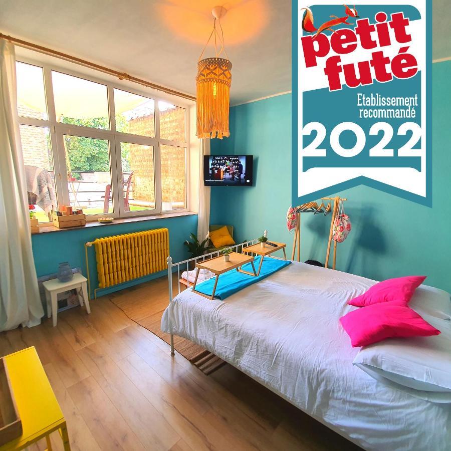 ナミュールIbiza Vibes Studio - Festive, Beach & Sun Atmosphere - Amazing Location In City Centerアパートメント エクステリア 写真